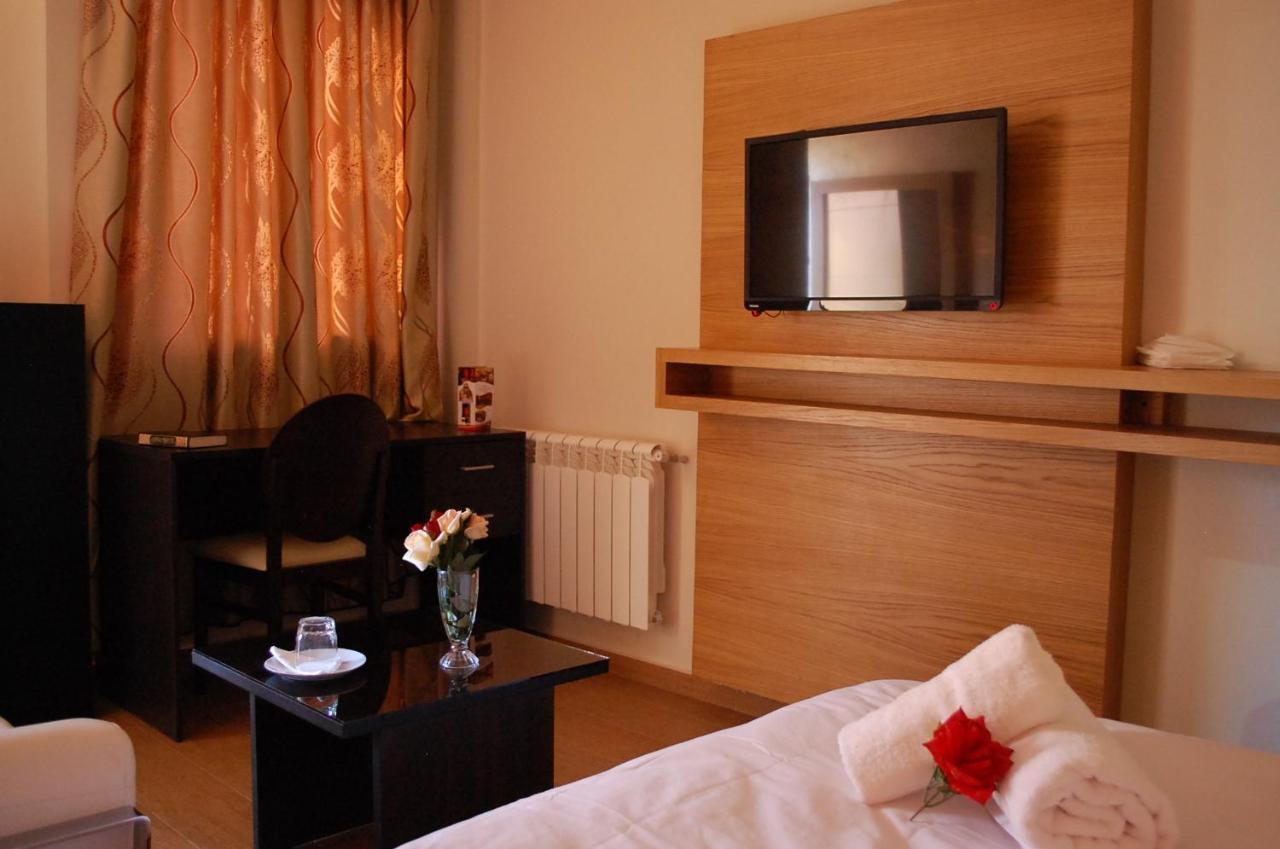 Hotel Vallee Ziz 拉希迪耶 外观 照片